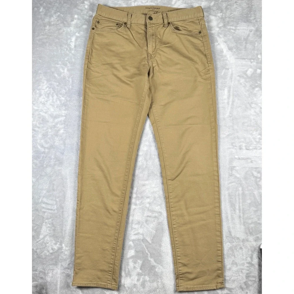 Banana Republic Travel Jean Athletic Mens 33x34 (34x32) Khaki Tan Stretch‎ Pants